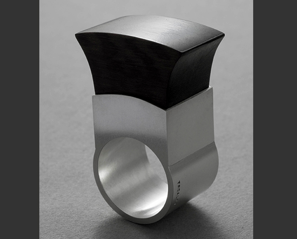 bague, argent sterling et bois d’amourette 2003