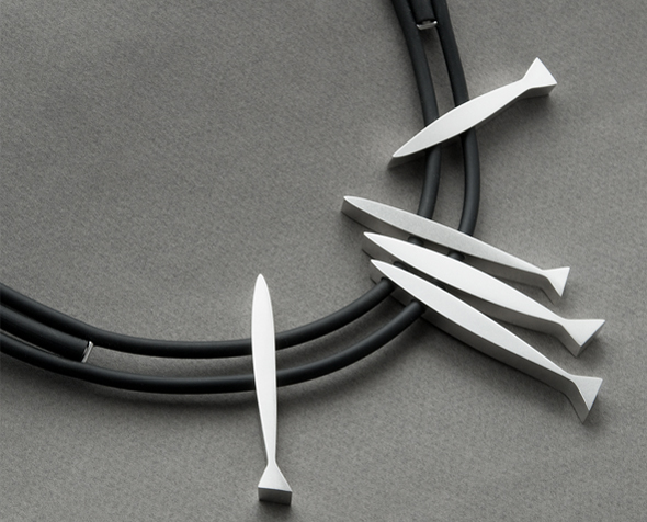 Collier, argent sterling et caoutchouc (LAX)